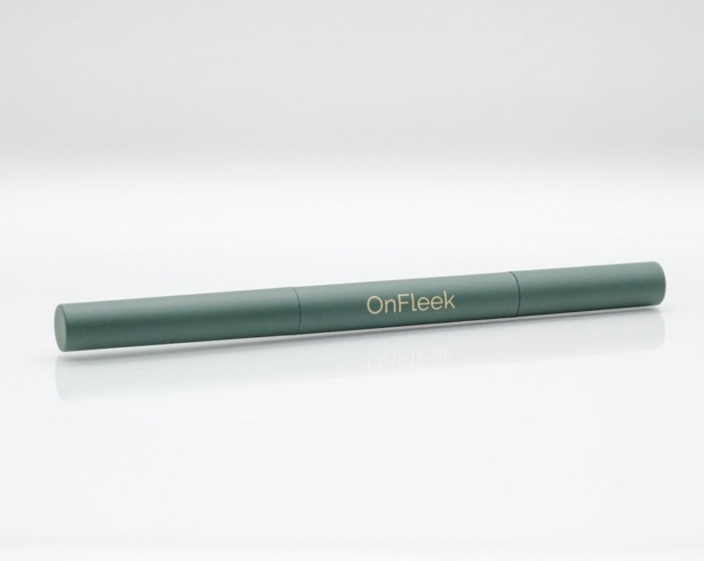 アイブロウペンシル02オフブラウン – ONFLEEK official web store